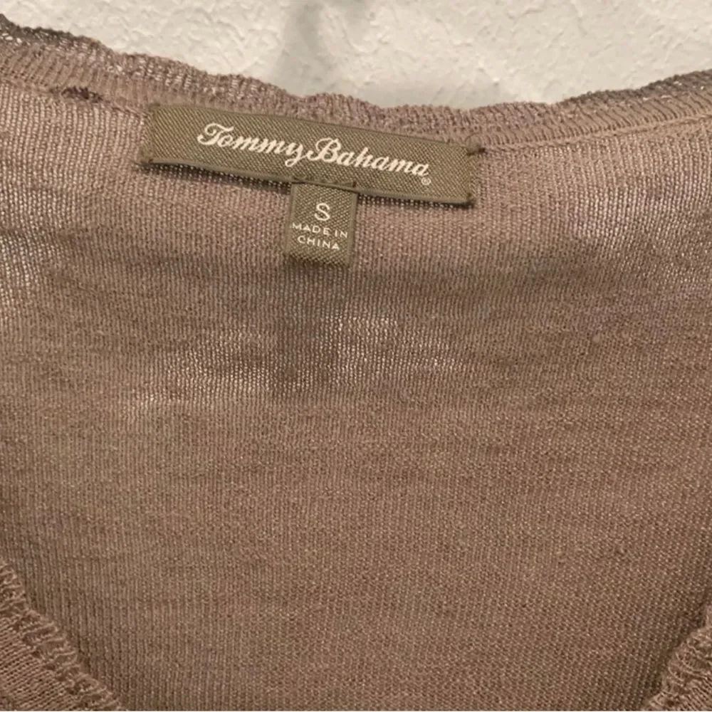 Tommy Bahama top size S - Picture 3 of 5